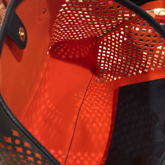 Big Buddha Navy and Orange Tote! 👜💃🏻 - Picture 3 of 5